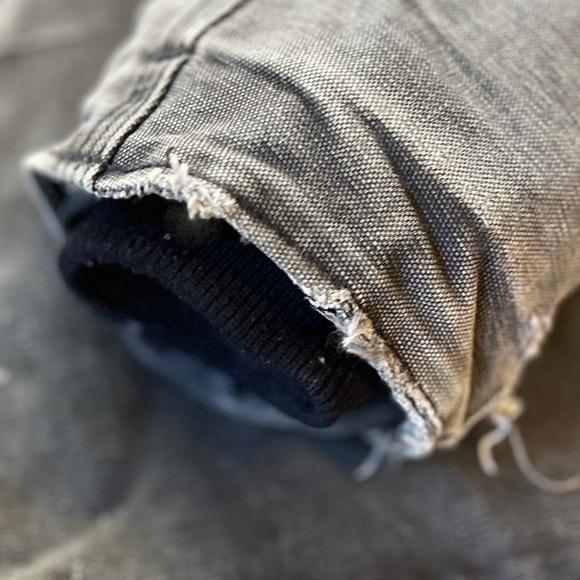 Vintage 1990s Carhartt Duck Jacket – Lined & Distressed 🛠️🔥 - Picture 7 of 14